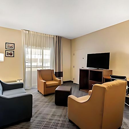 Comfort Inn Roswell-Dunwoody Exterior photo