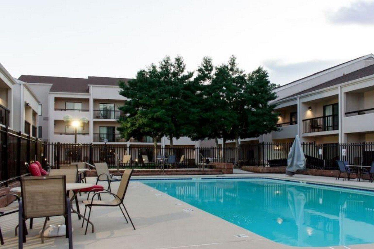 Comfort Inn Roswell-Dunwoody Exterior photo