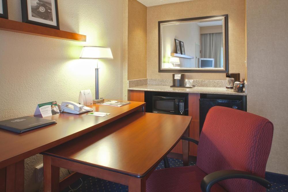 Comfort Inn Roswell-Dunwoody Room photo
