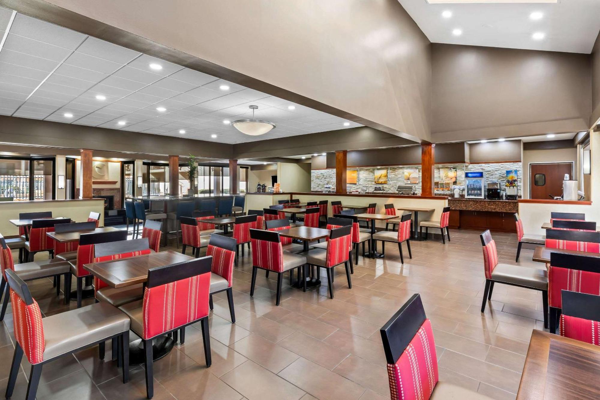 Comfort Inn Roswell-Dunwoody Exterior photo