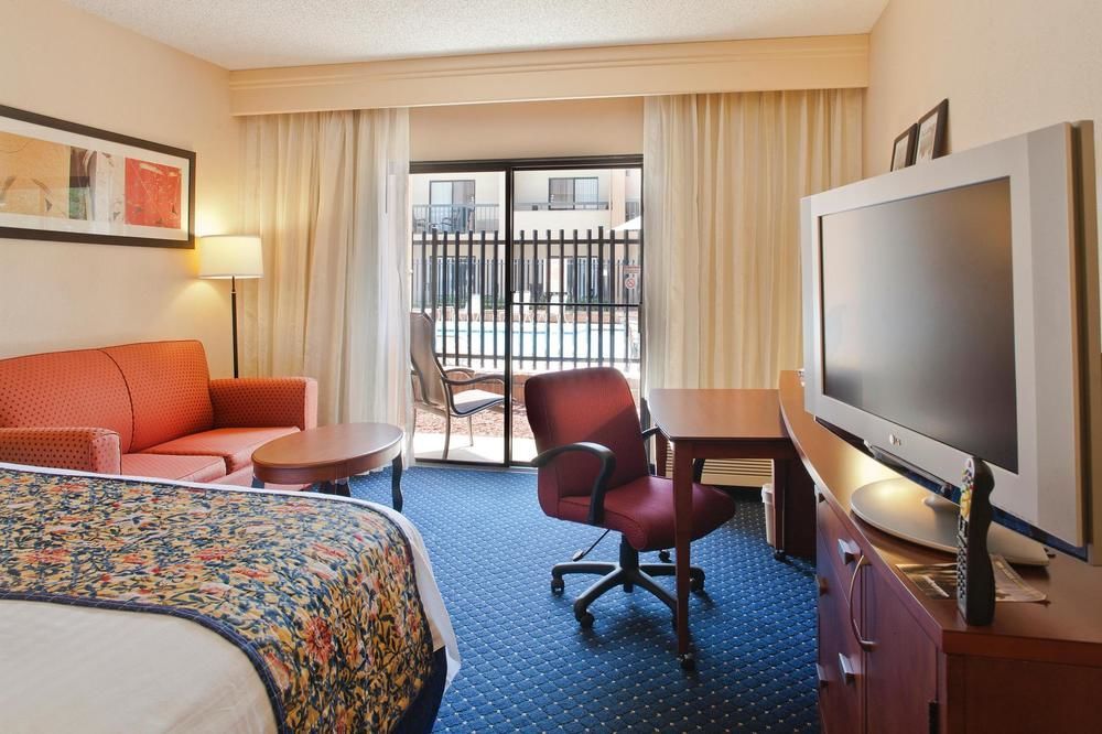 Comfort Inn Roswell-Dunwoody Room photo